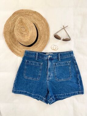 ✨ Madewell High Rise Denim Shorts Medium Wash Sailor Style Size 29 ✨